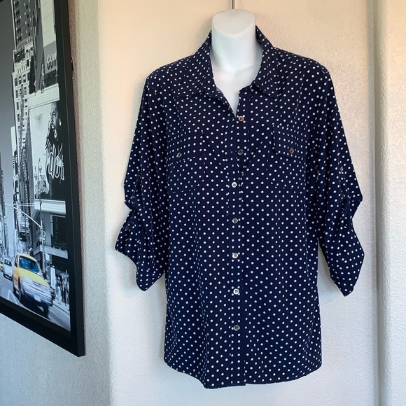 NOTATIONS Navy/white polka dot shirt blouse, side slits, silver buttons. L EUC - Picture 5 of 17